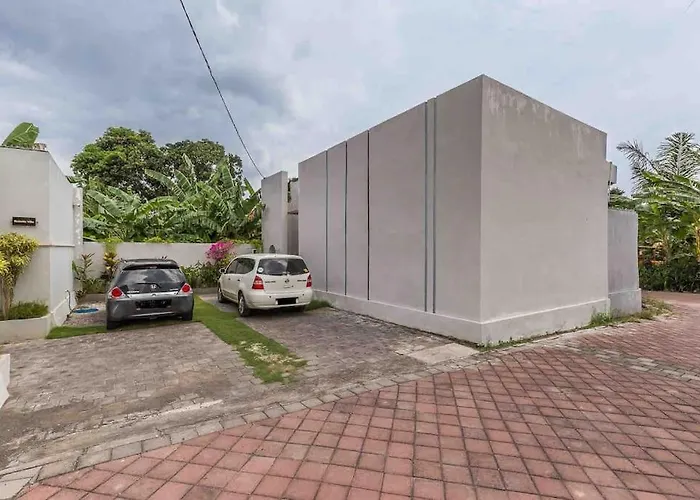 The R Villa Kaba - Incl. Motorbikes